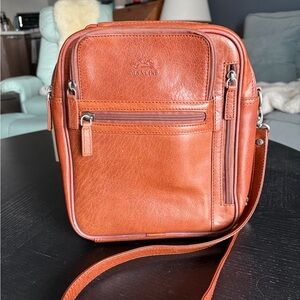 Mancini Arizona Buffalo Leather Unisex Bag